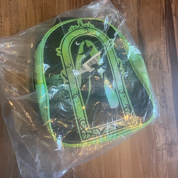 WICKED No One Mourns The Wicked Women's 10.5" Mini Backpack Green Elphaba - Picture 3 of 12